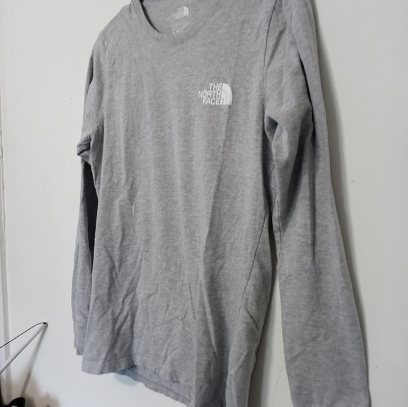 THE NORTH FACE WOMEN'S M STANDARD FIT LONG SLEEVE.LARGE LOGO T SHIRT - Picture 2 of 4